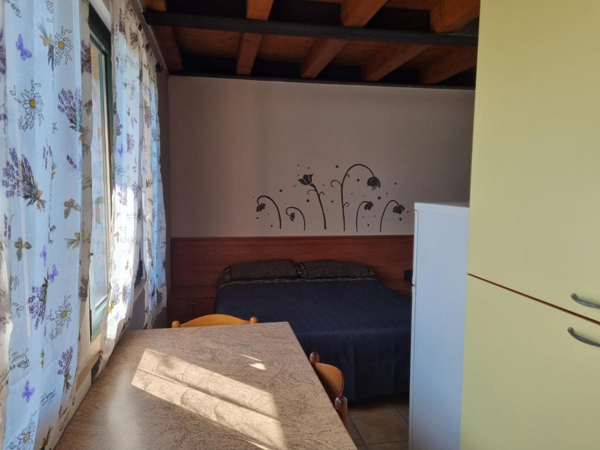 Antica Corte Ortaia Appartamenti Povegliano Veronese Extérieur photo